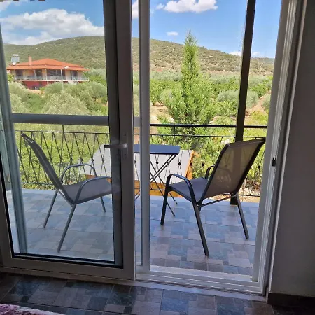 Grieks To Kalokairi *