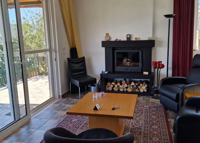 Дом отдыха Grieks To Kalokairi Kougaiika